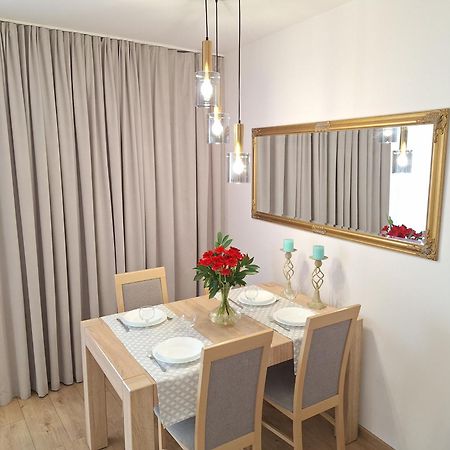 Golden Apartament Apartment ชเตชชิน ภายนอก รูปภาพ